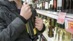 Cayó preso por robar tres botellas de whisky Cayó preso por robar tres botellas de whisky