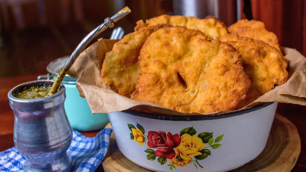 Receta para hacer Tortas fritas caseras con grasa: el clásico argentino más sabroso con 5 ingredientes