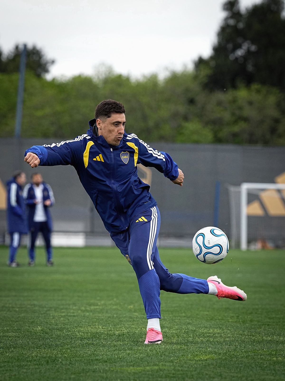Merentiel estará en el once inicial de Boca por la Copa Sudamericana.