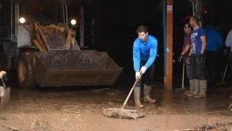 Nadal y su lado solidario: ayudó como voluntario a los inundados