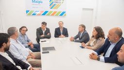 El gobernador Rodolfo Suarez se reunió con el intendente de Maipú. También fue a San Martín.