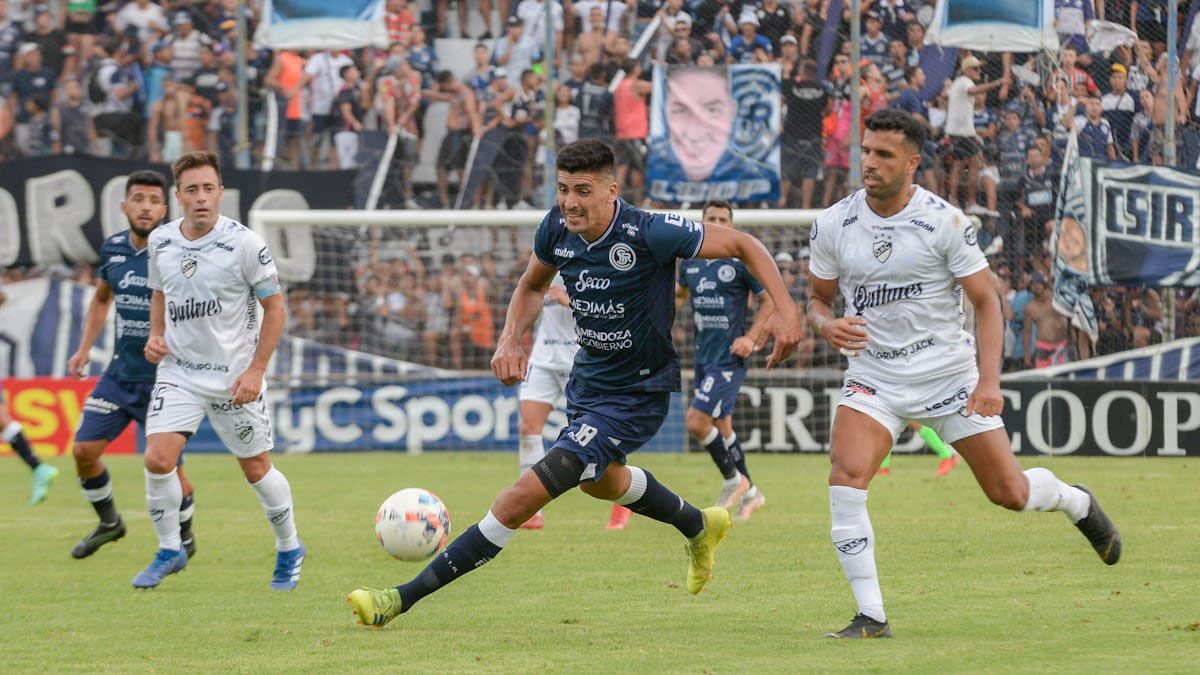 El delantero de la Lepra Matías Quiroga dijo que el clásico ante Gimnasia y Esgrima hay que ganarlo.