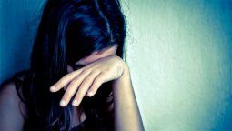 Le decía a su hijastra que si le traía a una amiguita Le decía a su hijastra que si le traía a una amiguita