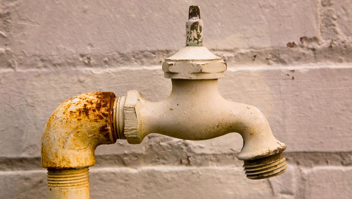 Si no limpiamos el &oacute;xido a tiempo, el metal se puede da&ntilde;ar y deteriorar permanentemente.&nbsp;