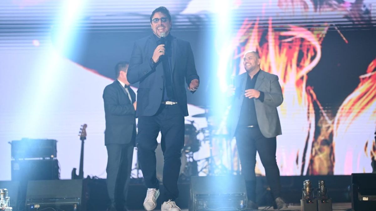 Matías Alé estuvo a cargo de la animación en la fiesta en Malargüe. Matías Alé estuvo a cargo de la animación en la fiesta en Malargüe.