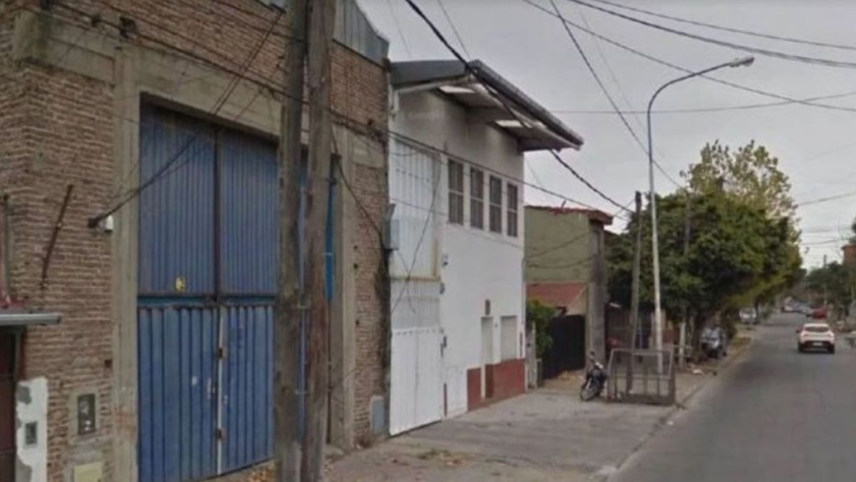 El hombre fue sorprendido por delincuentes cuando ingresaba a su fabrica de productos de algodón, en Tres de Febrero, y murió tras resistir a los tiros un asalto