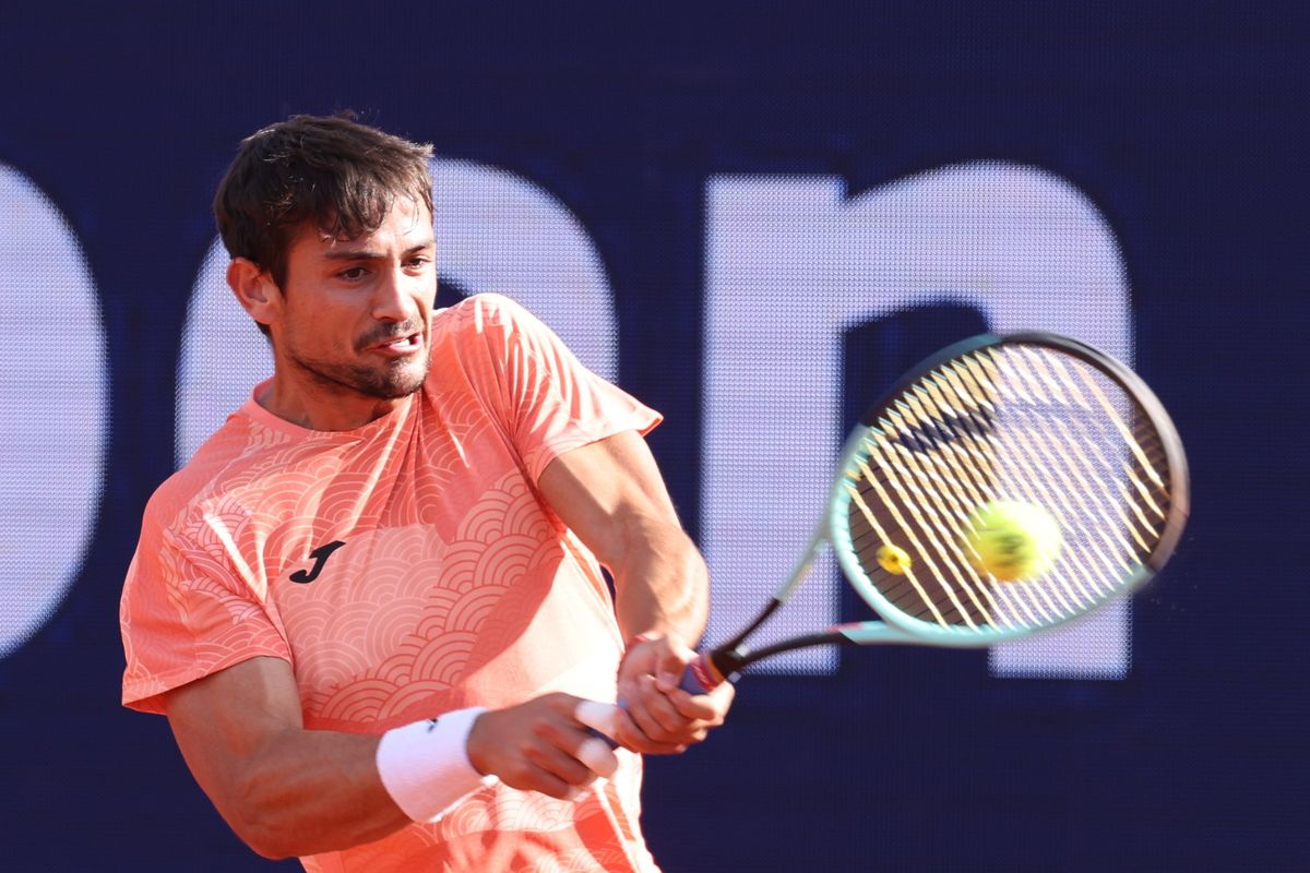 Navone bajó a un top 20.