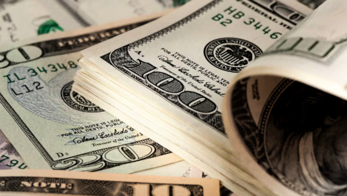 Un grupo de beneficiarios recibirá 1112 dólares