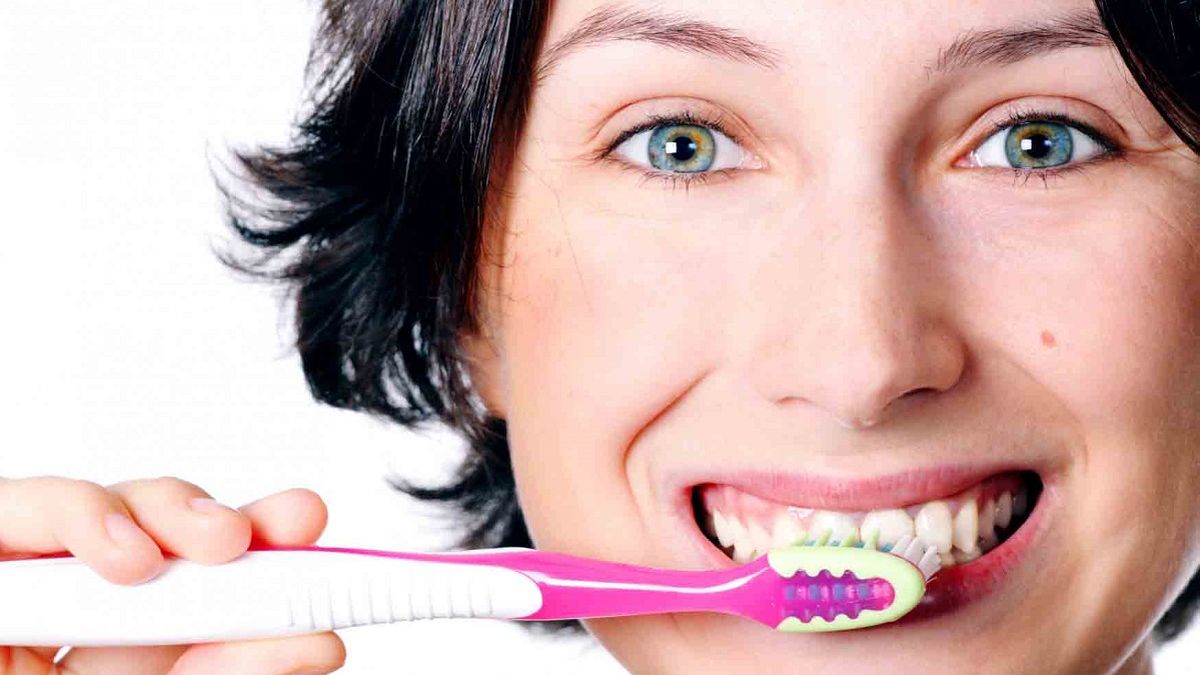 Los 7 Errores Que Hay Que Evitar Al Cepillarse Los Dientes