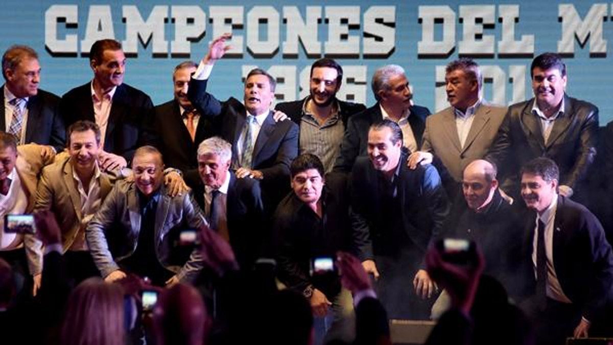 Los campeones del '86 le dijeron adiós a Maradona