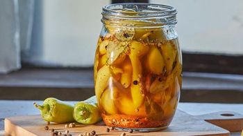 Cómo elaborar Ajíes en vinagre: la conserva artesanal con una receta fácil y rápida Cómo elaborar Ajíes en vinagre: la conserva artesanal con una receta fácil y rápida