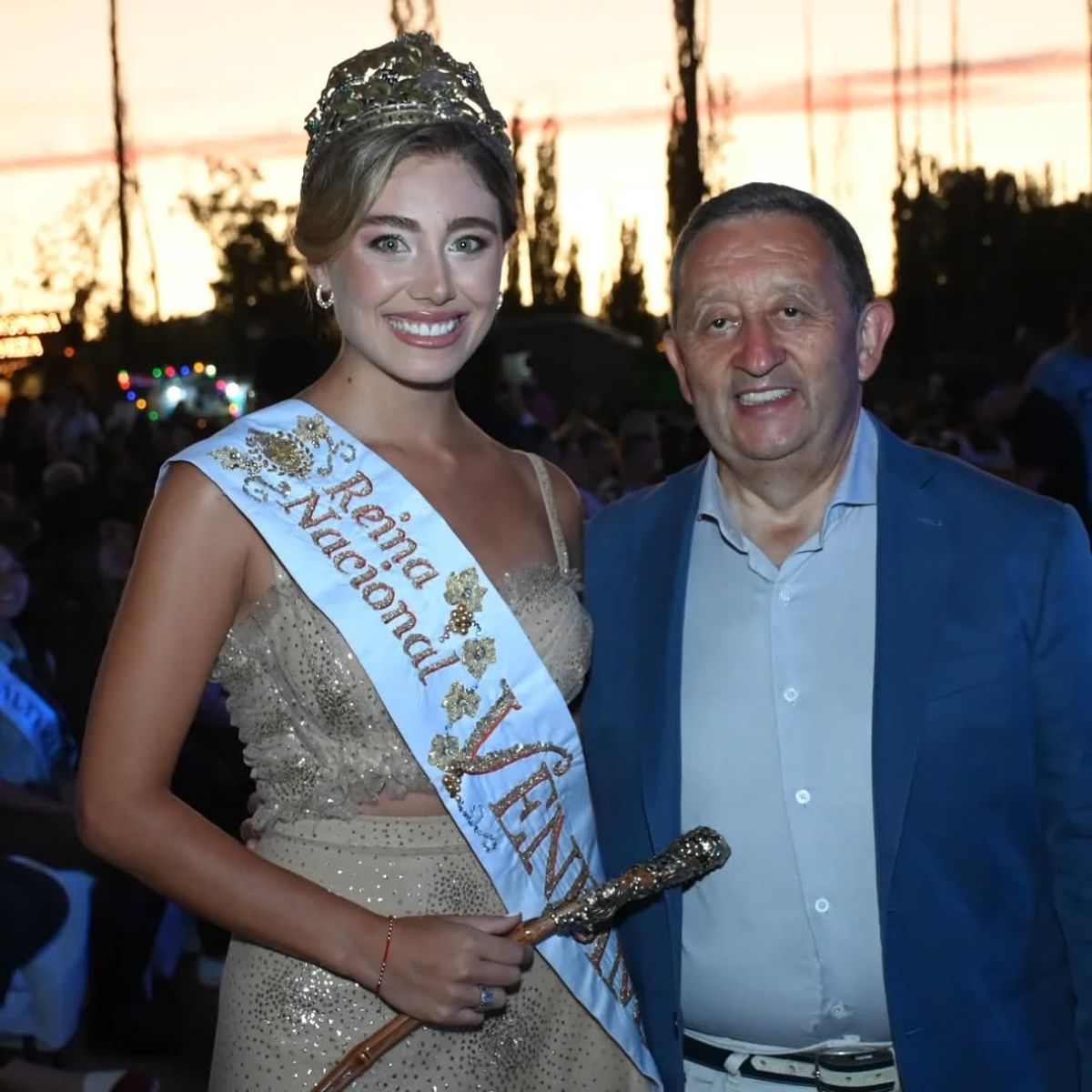 La reina nacional de la Vendimia 2024, Agostina Saua, junto al intendente de Malargüe Celso Jaque. La reina nacional de la Vendimia 2024, Agostina Saua, junto al intendente de Malargüe Celso Jaque.