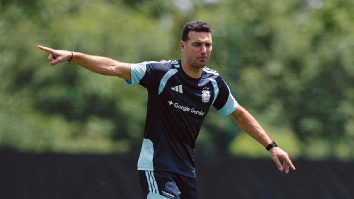 Scaloni toma las últimas decisiones antes del debut.