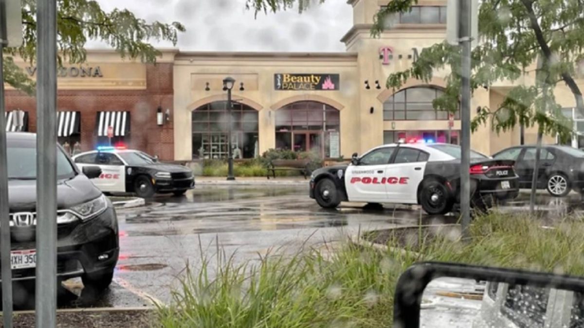 En un centro comercial de Indiana se produjo un tiroteo que dejó tres muertos y tres personas heridas