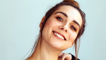 La serie que conquista Netflix con seis capítulos y una historia subida de tono basada en una novela