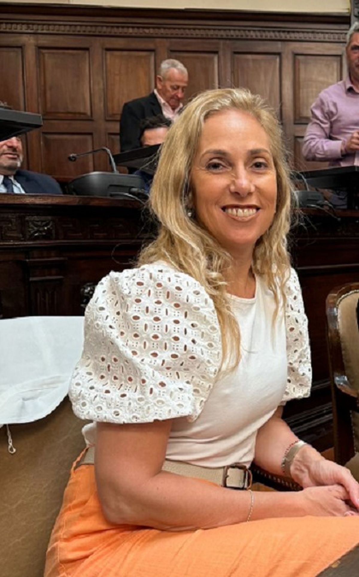 Maria Fernanda Sabadin, Senadora Provincial Frente Cambia Mendoza UCR. Maria Fernanda Sabadin, Senadora Provincial Frente Cambia Mendoza UCR.