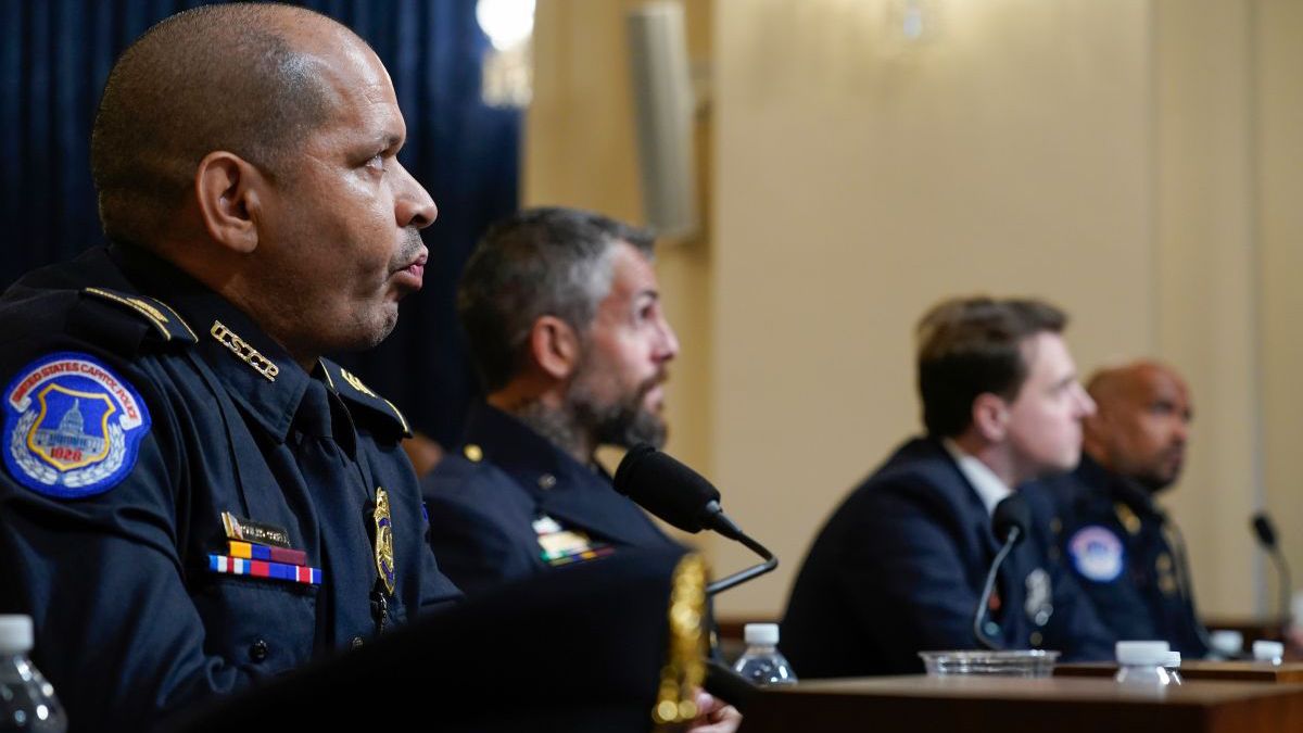 Con las declaraciones de cuatro policías, comenzó la investigación del ataque al Capitolio, protagonizada por simpatizantes del expresidente de Estados Unidos Donald Trump