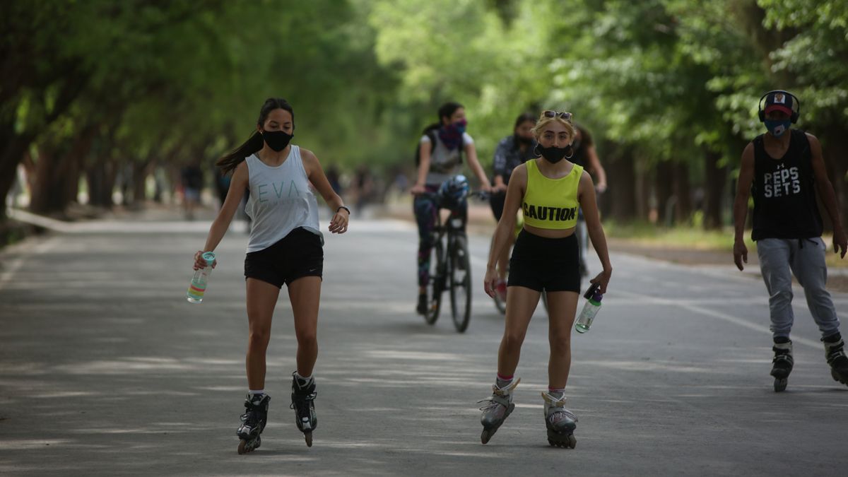 Coronavirus en Mendoza: en los últimos días los casos positivos han sido menos en relación al promedio de octubre, cuando se registraron 800 contagios durante muchas jornadas consecutivas.