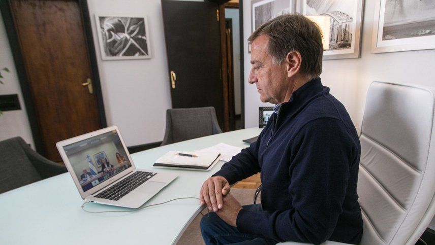 Carta abierta del gobernador a la población