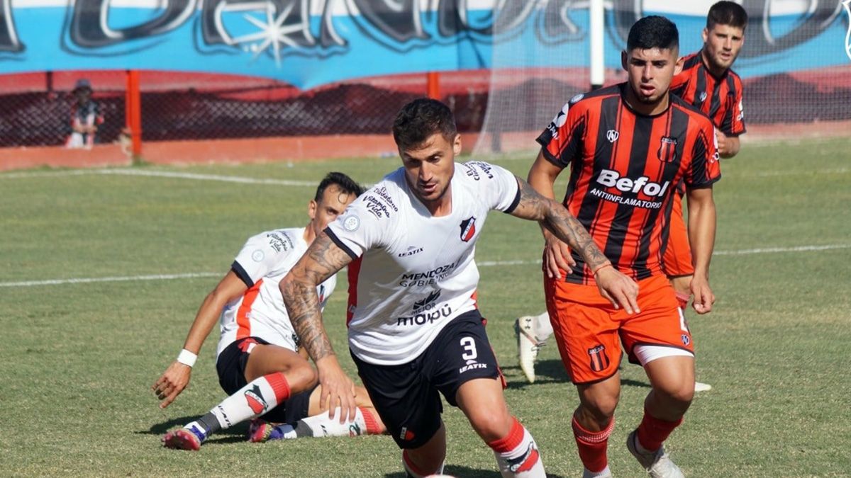 Guilermo Ferrracuti, ha jugado todos los partidos en el Deportivo Maipú.