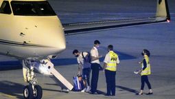 Messi superó el Covid y viajó a París para sumarse al PSG