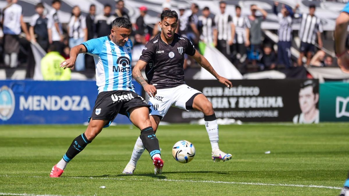 Ismael Cortez tuvo un gran partido para Gimnasia y Esgrima ante los jujeños.