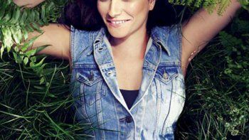 Laura Pausini regresa más curiosa y segura con 