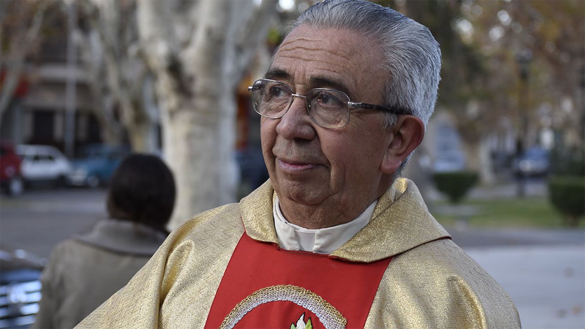 El padre Pancho Alarcón era párroco de la Catedral San Rafael Arcángel.