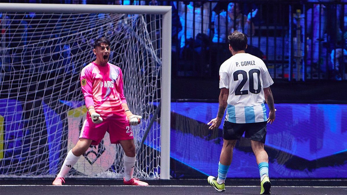 El arquero Luis Sánchez y Pablo Gómez. El arquero Luis Sánchez y Pablo Gómez. 