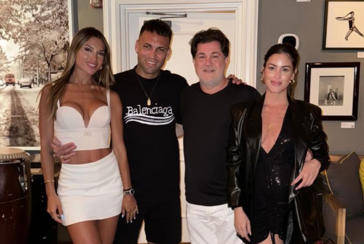 Lautaro y Agustina en Miami con Lautaro Mauro y la periodista Agustina Casanova.
