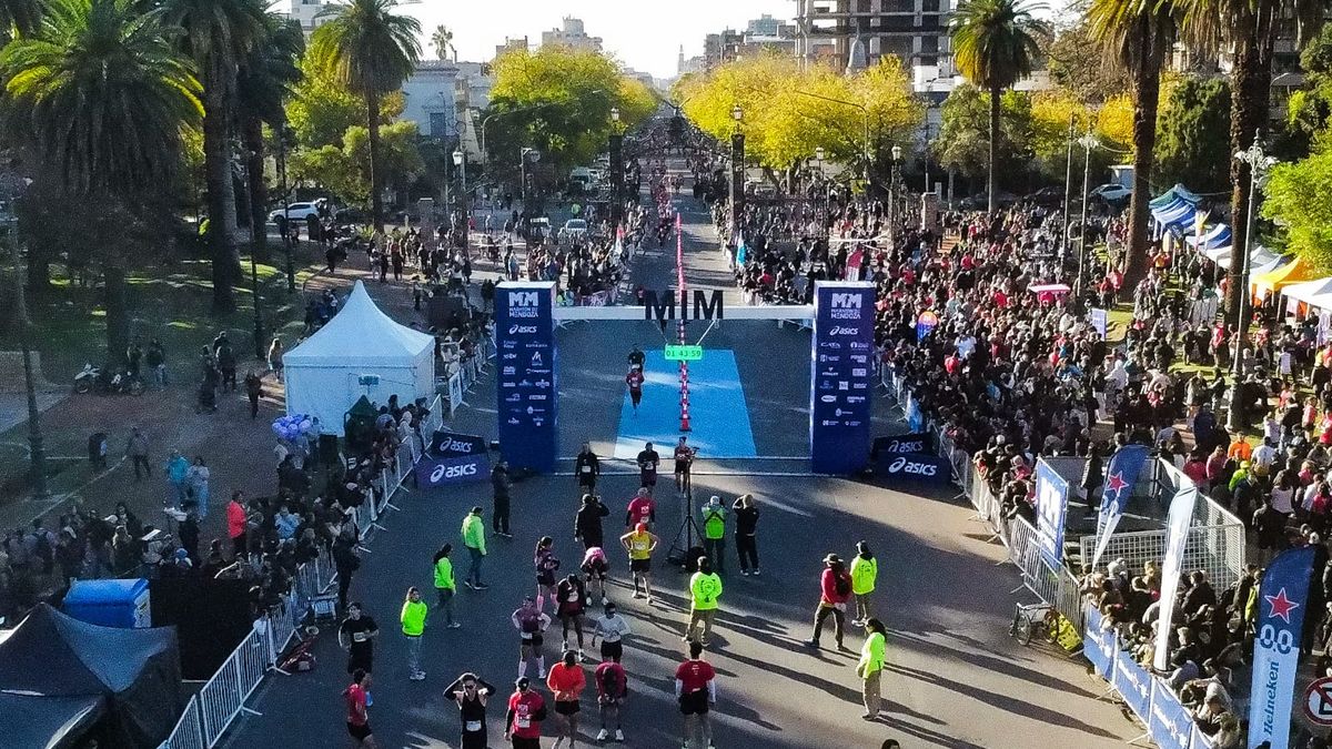 La MIM 2026 revolucionó la mañana del domingo en la Ciudad de Mendoza. La MIM 2026 revolucionó la mañana del domingo en la Ciudad de Mendoza.