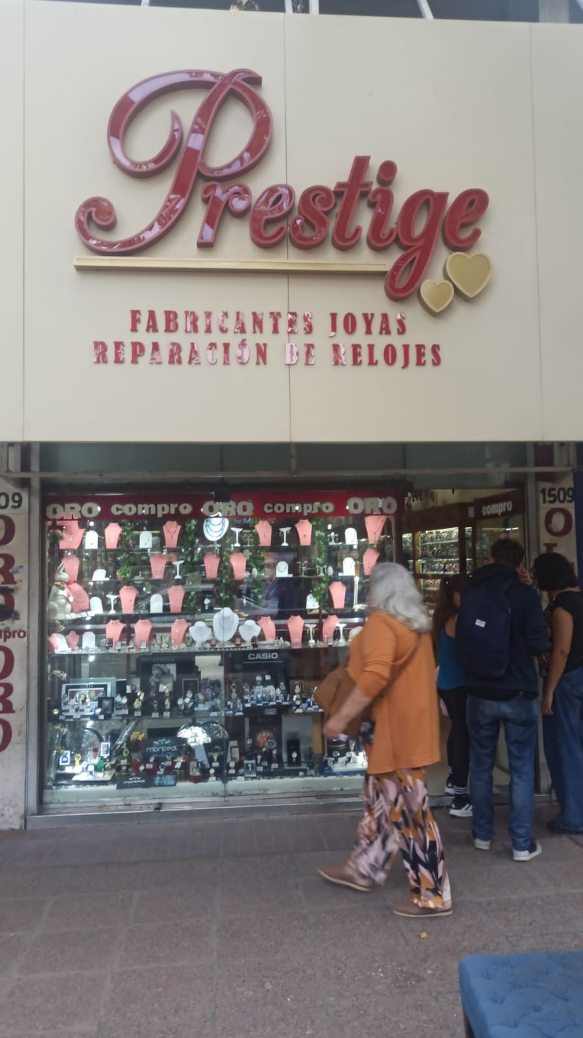 La joyería Prestige ubicada en calle San Martín 1509, de Capital.