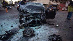 Cuatro heridos por un violento choque entre un colectivo y un auto en Ocampo y Entre Ríos