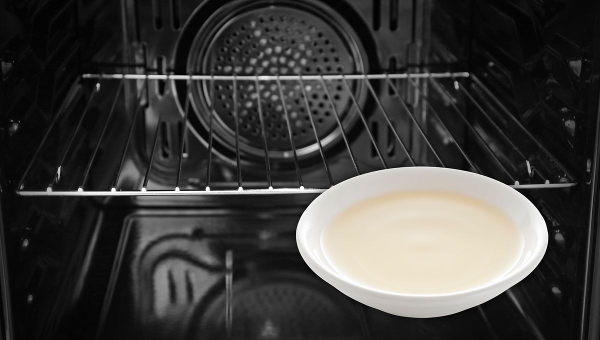 Utiliza vinagre blanco de limpieza o destilado. Utiliza vinagre blanco de limpieza o destilado.