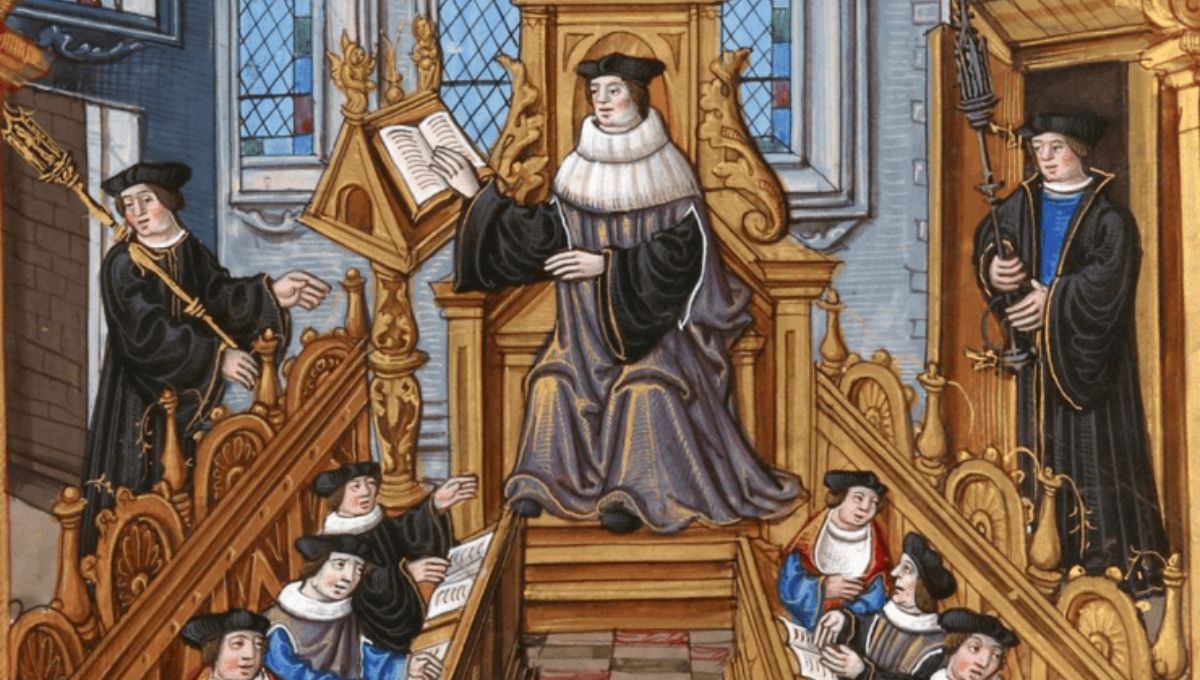 La filosofía nos muestra que en la vida, decidir es avanzar y no quedarse paralizado.