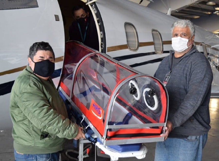 Cápsula de fabricación nacional para efectuar traslados de pacientes con Covid-19.