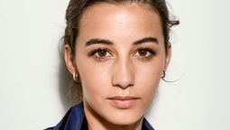 La actriz Amaia Aberastur se luce en el papel de Zoa, en la inquietante serie de Netflix.