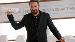 La película de Neruda causa sensación en San Sebastián