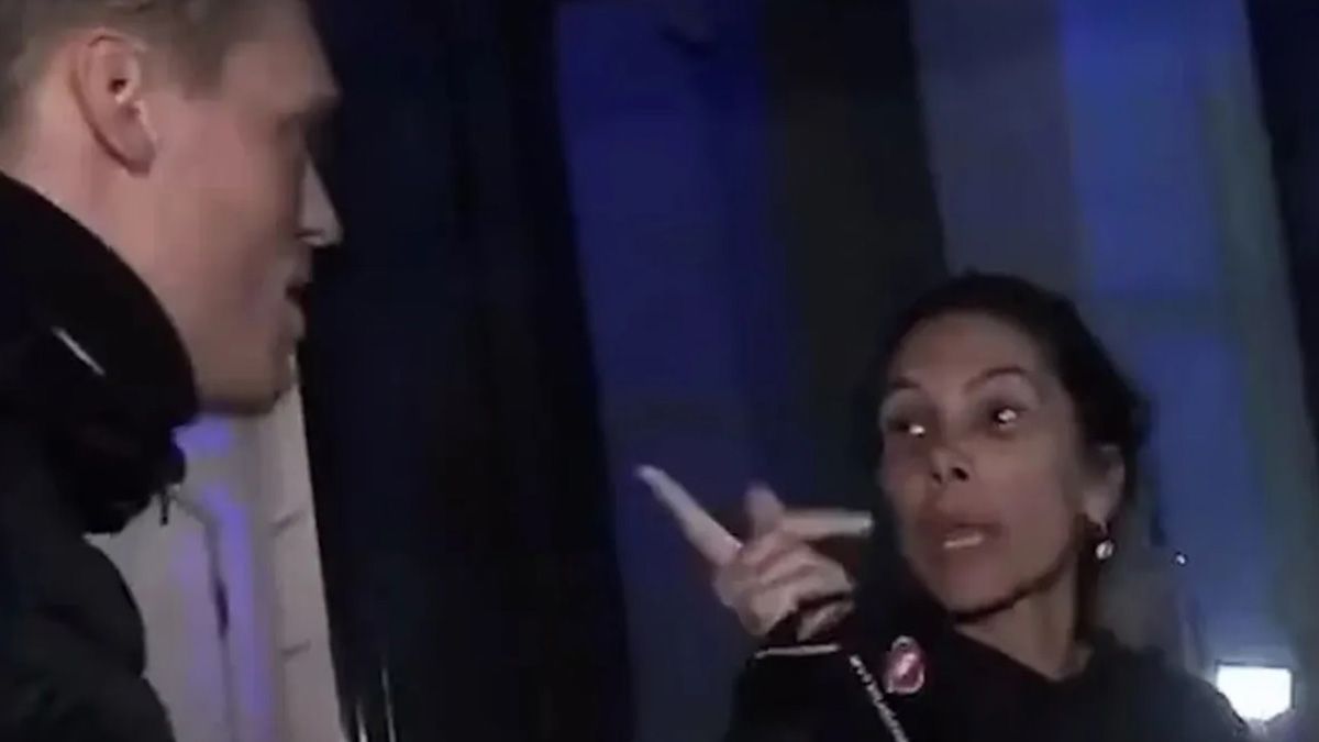 Majo Faravón, la mujer del cirujano Aníbal Lotocki, había salido de su casa el fin de semana para increpar a los periodistas Majo Faravón, la mujer del cirujano Aníbal Lotocki, había salido de su casa el fin de semana para increpar a los periodistas