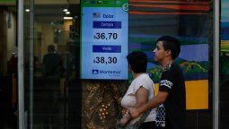 El dólar alcanzó su valor más alto en lo que va del año y acarició los $39