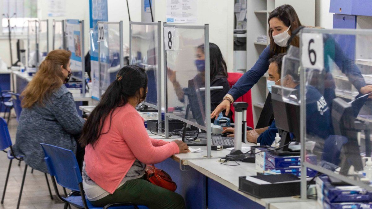 ANSES: cuándo es el próximo aumento a los jubilados y AUH