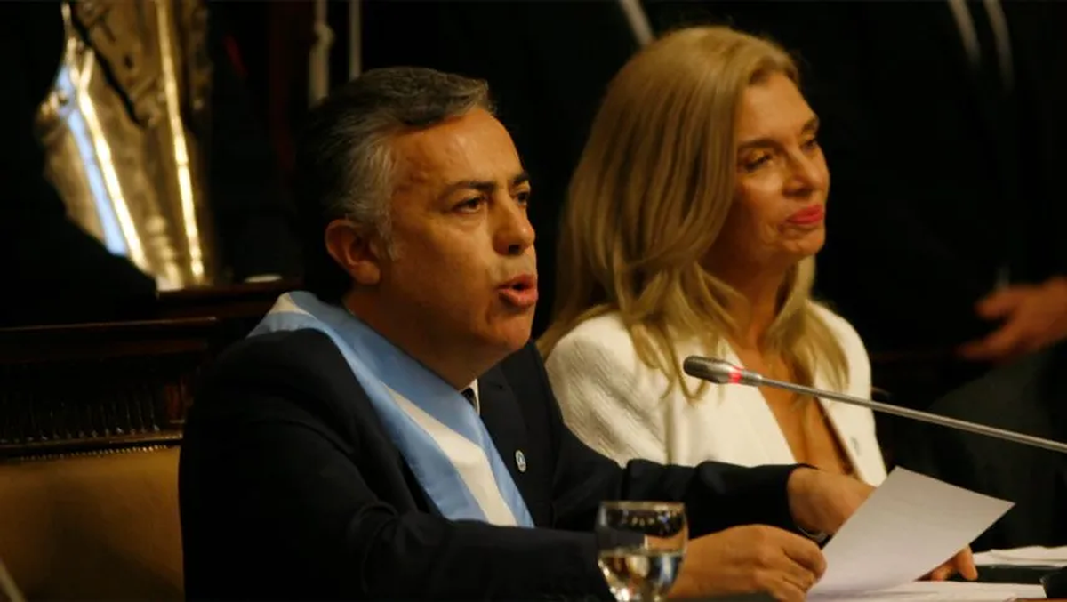 Cornejo en su última apertura de sesiones, el 1 de mayo de 2023. A su lado, la ex vice, Laura Montero. Cornejo en su última apertura de sesiones, el 1 de mayo de 2023. A su lado, la ex vice, Laura Montero.