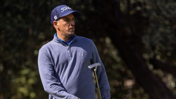 Maxi Godoy es el único puntero del Abierto del Oeste de golf en el Club de Campo Mendoza