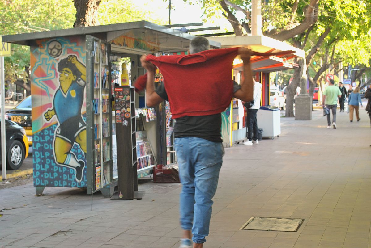 El abrigo se necesitará por la mañana de este miércoles, después mejora la temperatura según el pronóstico del tiempo en Mendoza.