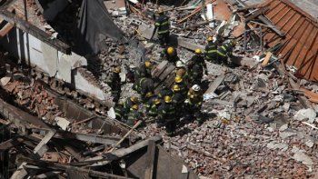 Colapsó un edificio en Filadelfia y habría 10 personas atrapadas