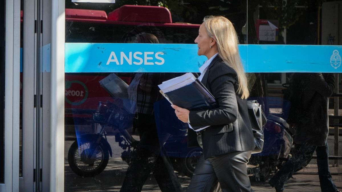 ANSES confirmó un tremendo pago de $350.000 a trabajadores después de Semana Santa