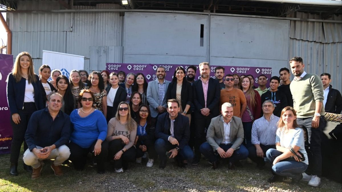 El fin del cursado de la capacitación laboral llegó con la entrega de herramientas para comenzar una nueva vida laboral.