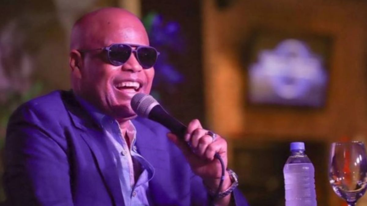 El cantante de jazz y merengue Rubby Pérez cantaba en la disco "Jet Set" de Santo Domingo cuando se desplomó el techo El cantante de jazz y merengue Rubby Pérez cantaba en la disco "Jet Set" de Santo Domingo cuando se desplomó el techo