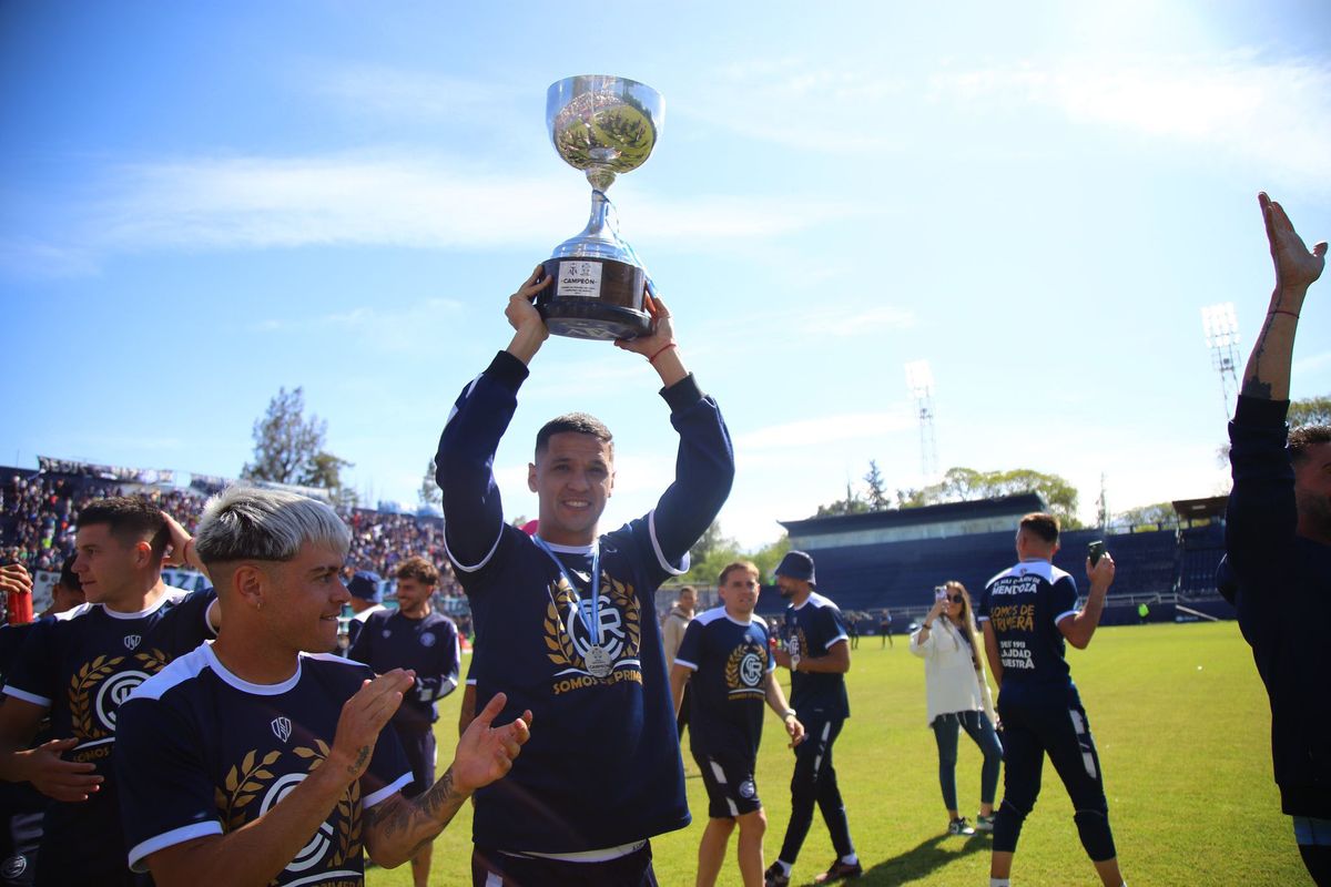 Alex Arce el ídolo de Independiente RIvadavia que  se va a Liga de Quito de Ecuador.
