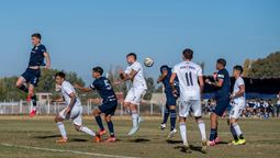 Independiente Rivadavia perdió de local ante Deportivo Riestra, en la Ciudad Deportiva.